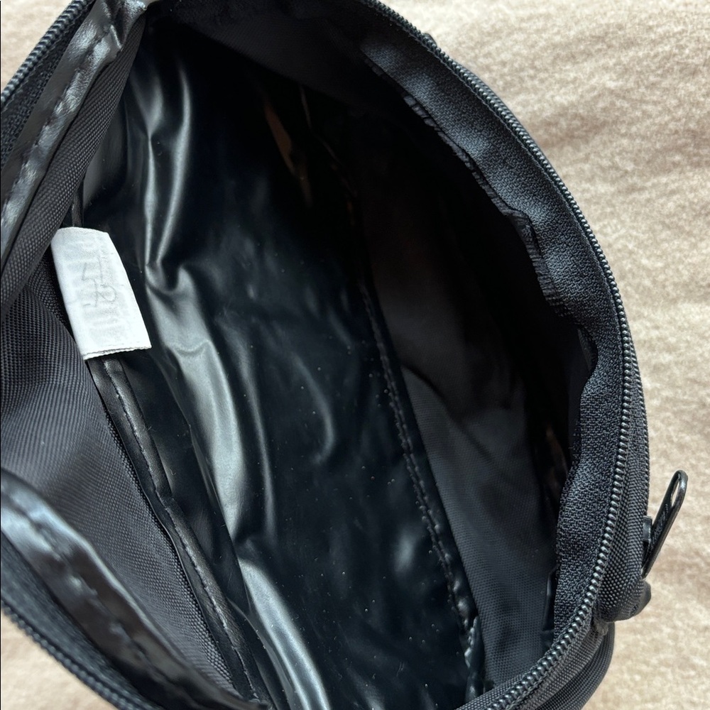 Vintage 80’s Gitano Fanny Pack - Picture 4 of 8